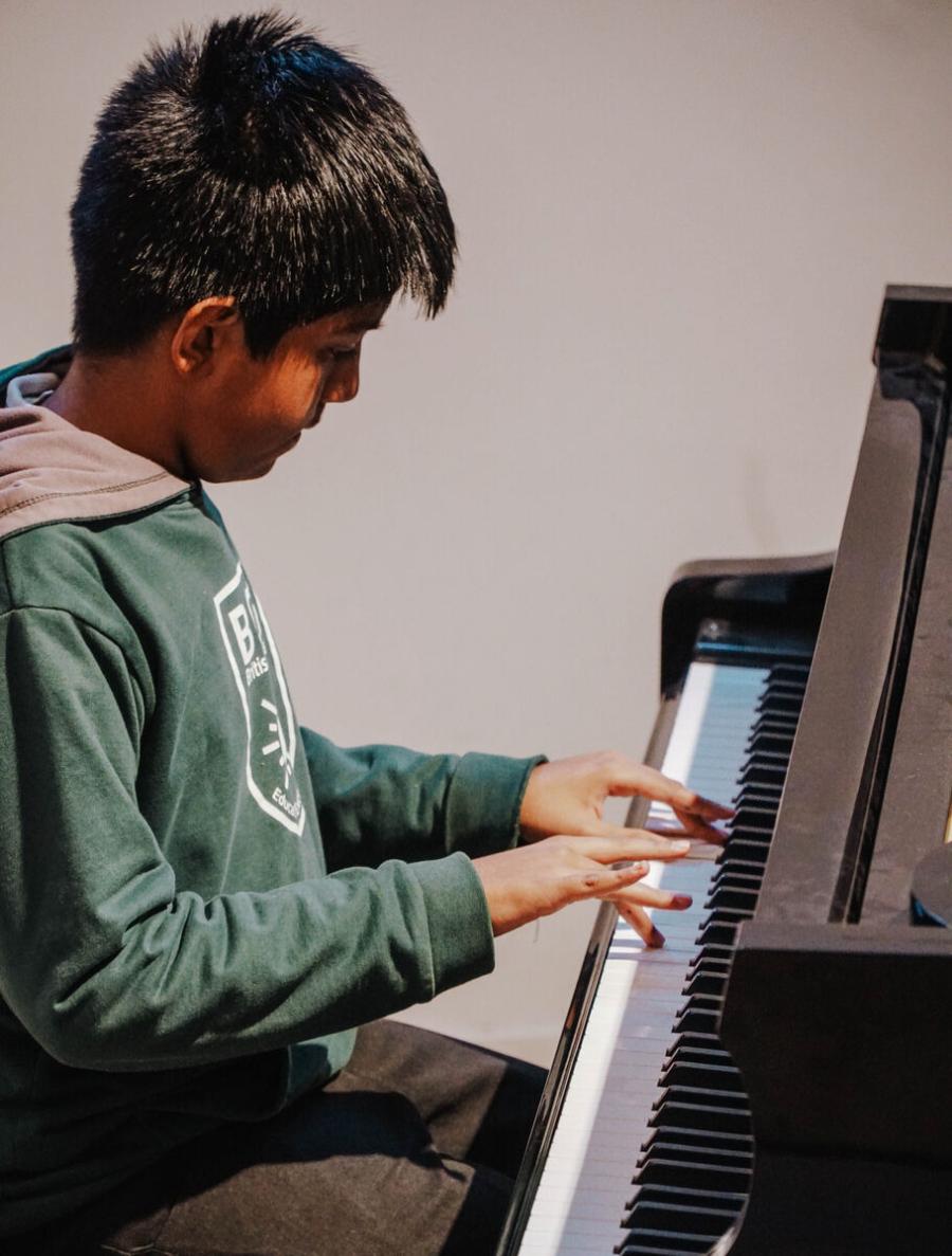 ESO con artes en Barna